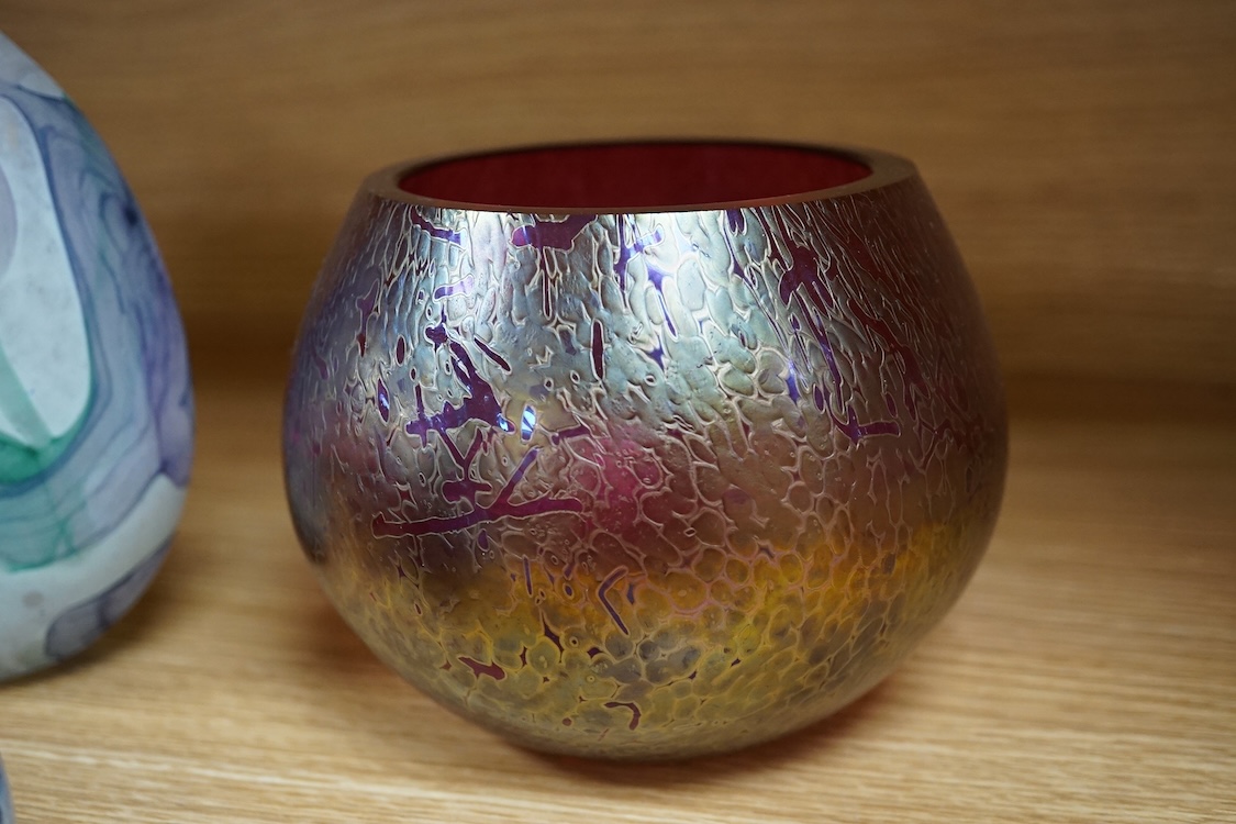 Five pieces of art glass comprising a scent bottle and four vases, largest 16cm high